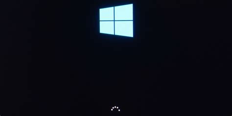 The logo screen in Windows 10 operating system Bilgi Güvende