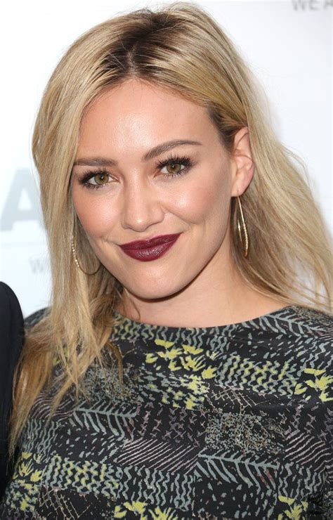 Pin For Later Emmy Rossum Takes Bedhead To The Next Level With These Sexy Waves Hilary Duff