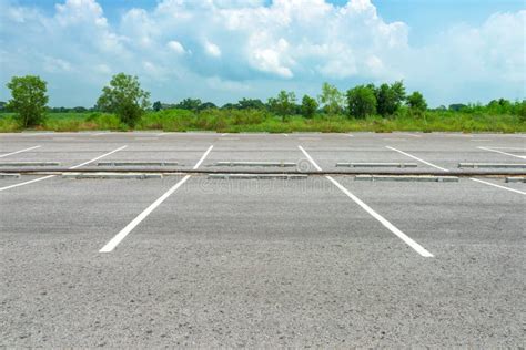 Empty Parking Lot Stock Image Image Of Outdoor Carpark 86213193