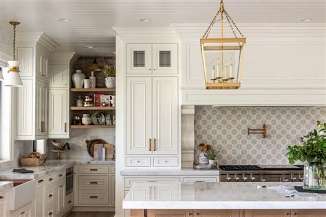 Is White Dove A Good Color For Kitchen Cabinets — Amanda Katherine
