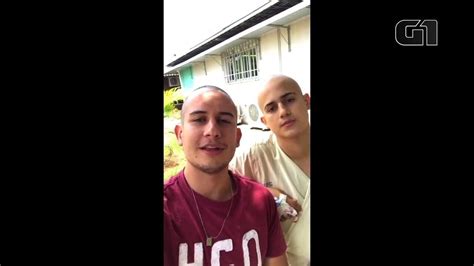 Jovem Que Fez Vídeo Raspando A Cabeça Ao Lado De Irmão Com Leucemia Participa De Campanha Para