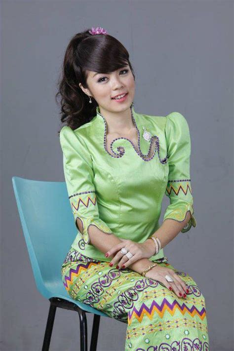 Hot Myanmar Celebrity Myanmar Actress Phway Phway