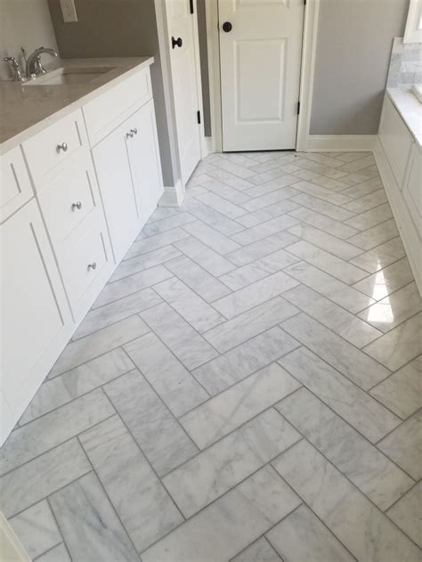 Faux marble print floor mat — provides comfort and cushion to hard floor surfaces with classic faux wood finish — includes 4 floor mat wood grain tiles to enhance the comfort and appearance of your space. Carrera marble bathroom tile floor | Marble tile bathroom ...