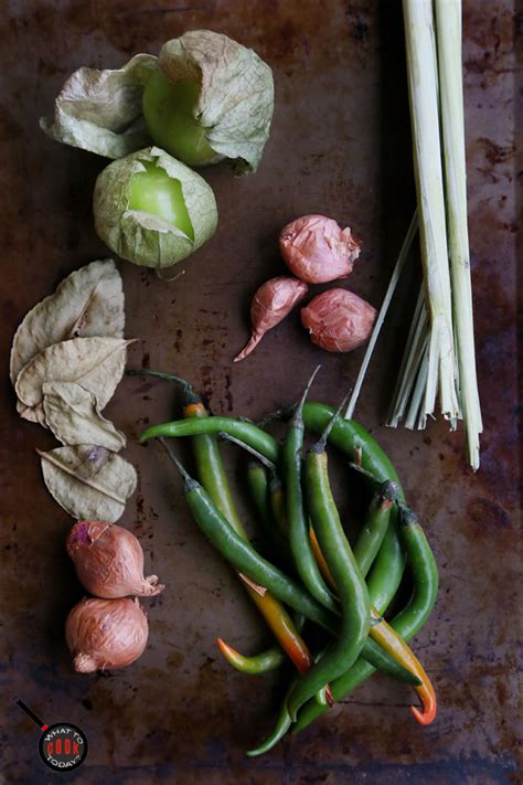 .sambal ijo(sambal ijo biasa &sambal ijo padang upload, share, download and embed your videos. INDONESIAN STYLE GREEN SAMBAL
