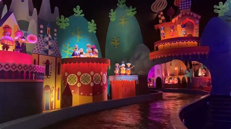 Hong Kong Disneyland Ride Its A Small World Youtube