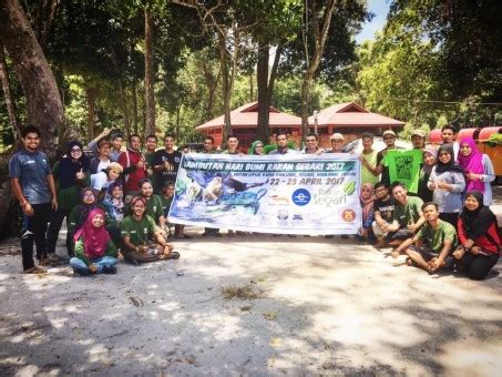 Secara amnya, kejadian runtuhan cerun sering dikaitkan dengan kesan negatif yang bukan sahaja membawa kerugian tetapi juga membawa kematian. Gabungan NGO desak kerajaan Perak selesai 13 isu kerosakan ...
