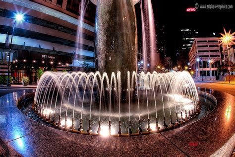 Fountain At 8th And Main Kansas City Plaza Fountains Kansas City
