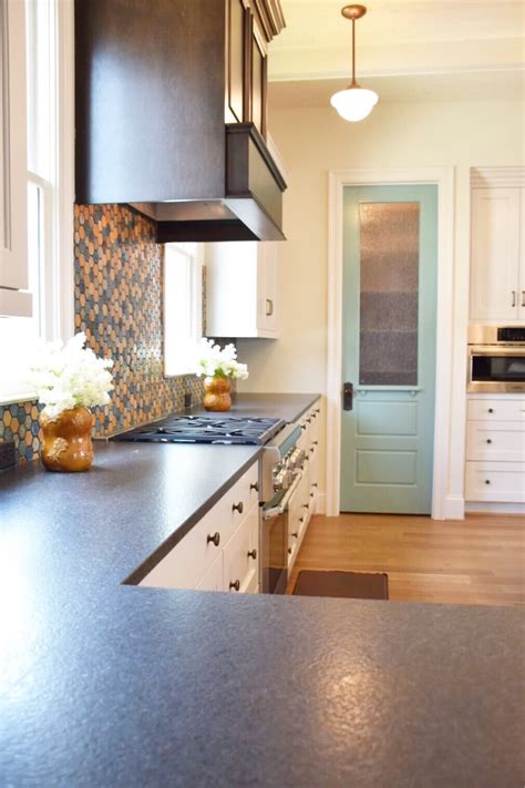 #1 selected color (kitchen backsplash). 6 Outstanding Kitchen Backsplash Ideas That Make You Feel ...