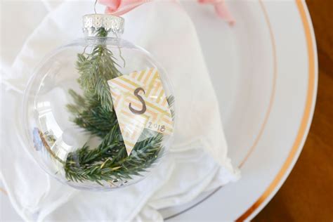 10 Ways To Fill A Clear Glass Christmas Ornament