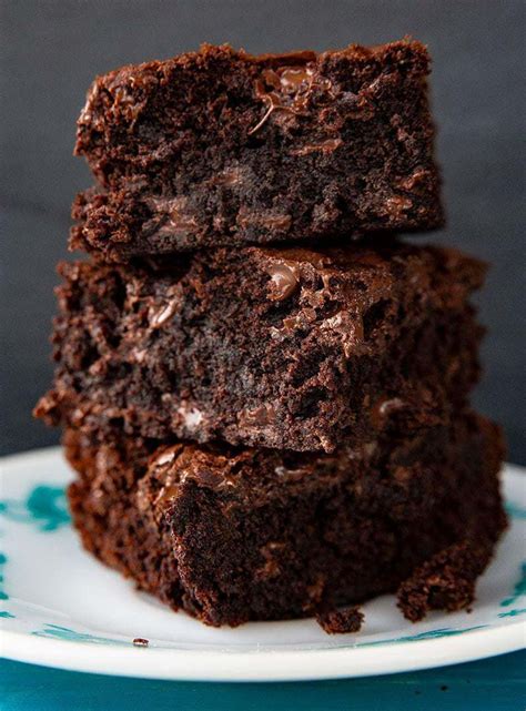 Brownies yang sedap sediit moist didalamnya. Resepi Brownies Moist - The Best Fudgy Brownie Recipe ...
