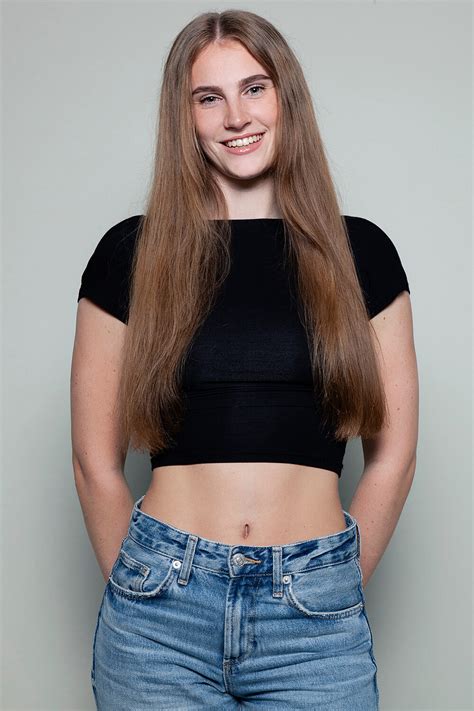 Hannah F Mentor Model Agency Sheffield