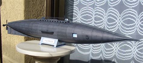 1100 Nautilus Submarine Paper Model Ecardmodels