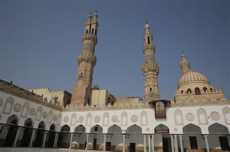 * مناهج ال 5 ايام. الأزهر الشريف يدين التفجير الإرهابى بمسجد بشرق بغداد ...