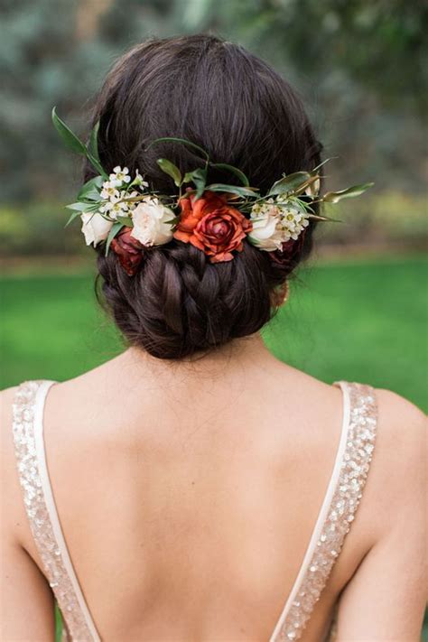 17 Amazing Wedding Hairstyles With Flowers Parfum Flower Company