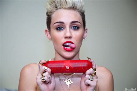 Miley Cyrus Leaked Tape Cyberwarzone