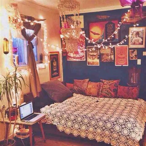 You can consider our collection of bohemian bedroom decor. Boho/hippie room decor | For Future Reference | Pinterest ...