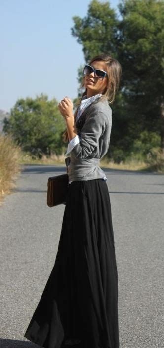 Street Style Fitted Cardigan And Maxi Skirt In 2020 Fashion Style