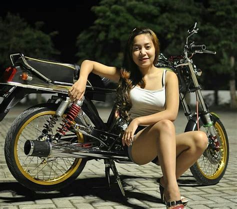 Cewek Cantik Model Motor Honda Gl Pro Dhedmotor