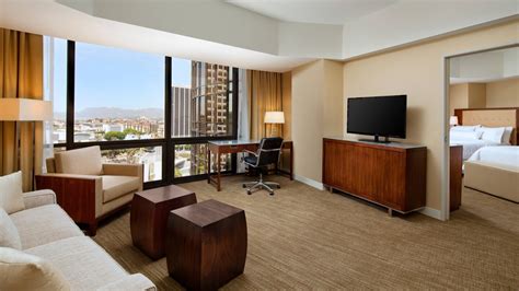 Hotel Downtown Los Angeles The Westin Bonaventure Hotel And Suites Los