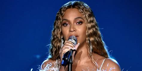 beyoncé reveals she lost her uncle to hiv at 2019 glaad awards