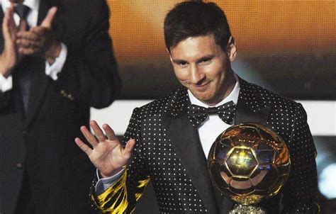Messi Con El Balón De Oro El Cuarto Que Recibe En Su Carrera Este Lunes En La Gala De Fifa