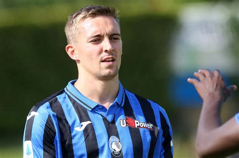 Fifa 21 timothy castagne cardtype card rating, stats, attributes, price trend, reviews. Castagne: Via dall'Atalanta per colpa di - PeriodicoDaily ...