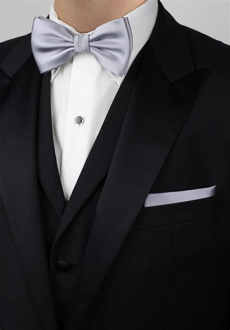 Pin By Tara Manary On Wedding In 2020 Silver Bow Tie Black Suit Bow