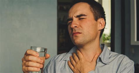 Difficulty Swallowing - Photos - 35 Symptoms You Shouldn't Ignore - NY ...