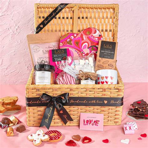 Love Wicker Basket Chocolate Baskets And Hamper To Lahore