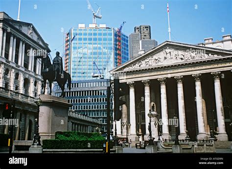 Royal Stock Exchange London Hi Res Stock Photography And Images Alamy