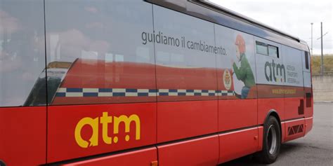 Messina Verificatrice Dell Atm Colpita Sul Bus Con Un Pugno Al Volto