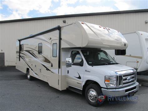 Winnebago Minnie Winnie Class C Motorhome Review 3 Reasons To Go