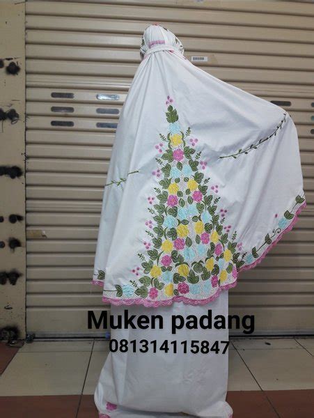 Selain itu, masakan padangnya juga sudah akrab di lidah masyarakat indonesia. Daftar Harga Mukena Bordir Padang Paling Lengkap - harga ...