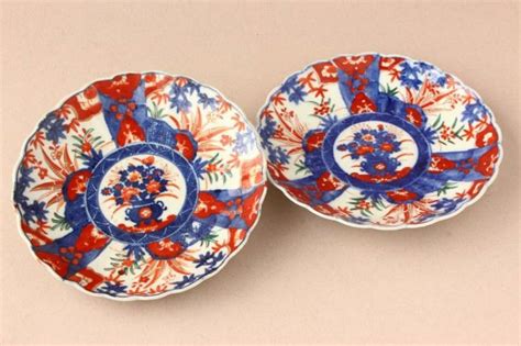 Japanese Imari Scalloped Plates With Floral Decoration Ceramics Japanese Oriental