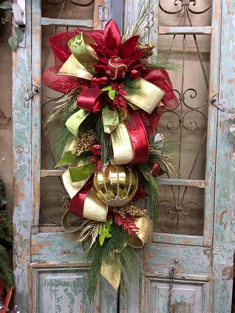 Christmas Swag, Christmas Wreath | Christmas wreaths, Outdoor christmas decorations, Christmas swags