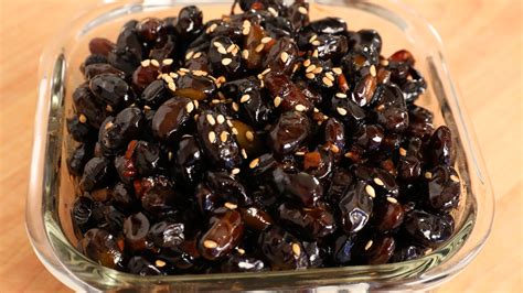 Rice flour isn't available to me right now. Geomeun-kongjorim | Recipe | Food, Maangchi recipes ...