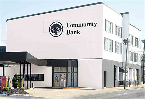 Community Bank Celebrates 100th Anniversary With Customer Appreciation