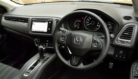 Temukan gambar eksterior & interior honda hrv 2021 baru di indonesia. HONDA HRV SOLO