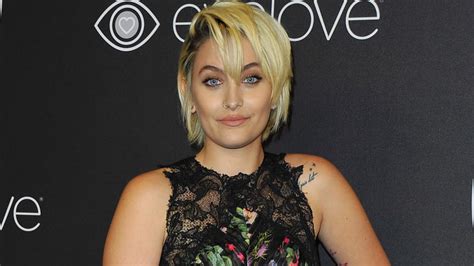 Die tochter von michael jackson soll wie ihr vater abhängig von medikamenten sein. Hollywood Blog: "Mein Vater wurde ermordet" - Paris ...