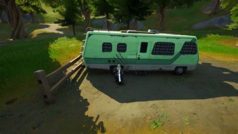 Here's where to investigate mysterious claw marks in 'fortnite' for the wolverine week 1 challenge. Fortnite Wolverine Challenges: Mysterious Claw Marks ...