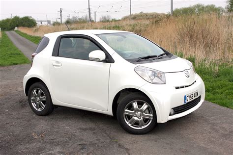 Used Toyota Iq Hatchback Review Parkers