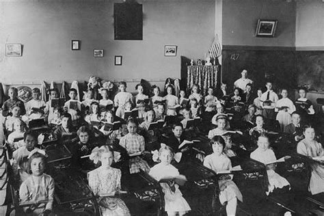 Traditional Education Classroom 1900 American Poets Old School