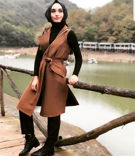 Publié par hijab style fashion à 13:56 aucun commentaire Casual And Simple Hijab Fashion For Winter - Zahrah Rose