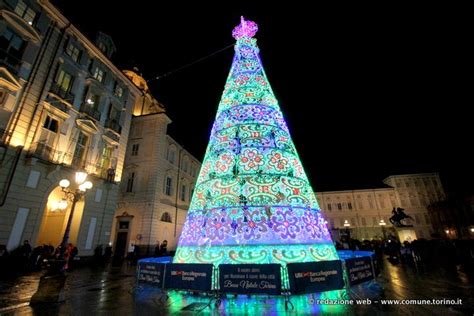 Banca regionale europea spa, 15, corso dante alighieri, banche ed istituti di credito e risparmio moncalieri info e contatti: Con l'accensione del maestoso Albero di luce, alto 18 ...