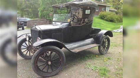 For Sale Unrestored 1924 Ford Model T Barn Find Discovered After 50