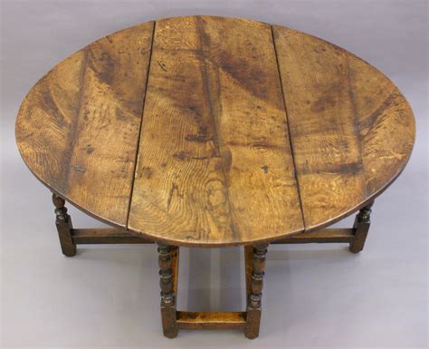 Late 17th C Oak Gateleg Table With Fine Patia 669947