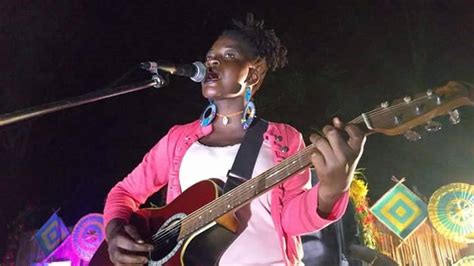 Niger Musique Yadissa Et Yvalmok Font Voyager Au Togo