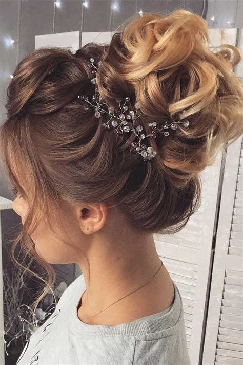 Sophisticated Prom Hair Updos Lovehairstyles Com Simple Prom Hair Hair Styles Long Hair