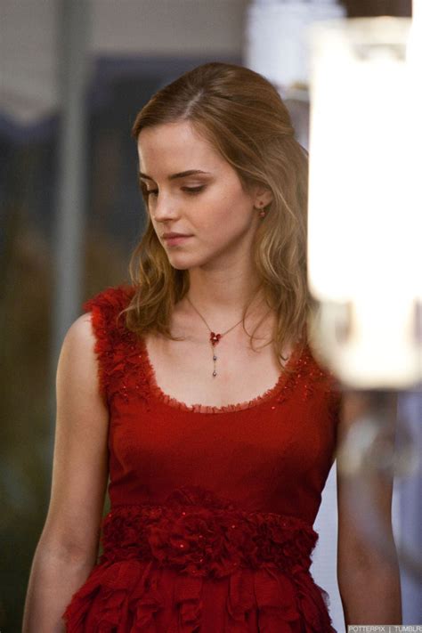 She is a close friend to harry potter and she was in a very active role in the series. Hermione Granger - Hermione Granger Photo (27251681) - Fanpop