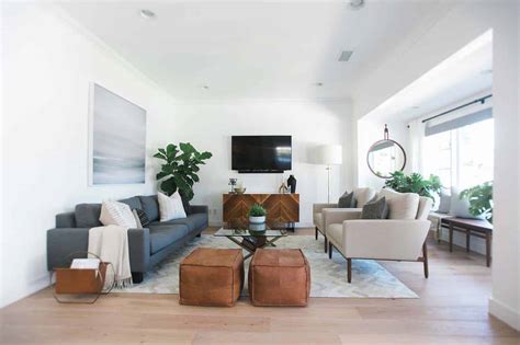 You're also going to see some more modern style to. Mid-century modern house in Newport Beach gets stylish ...